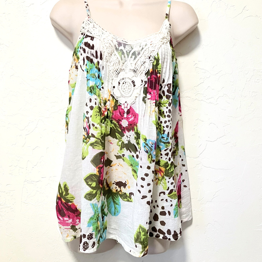 MAGAZINE Floral Crochet Lace Cami Tank Top White Sz M Cotton Boho Romantic